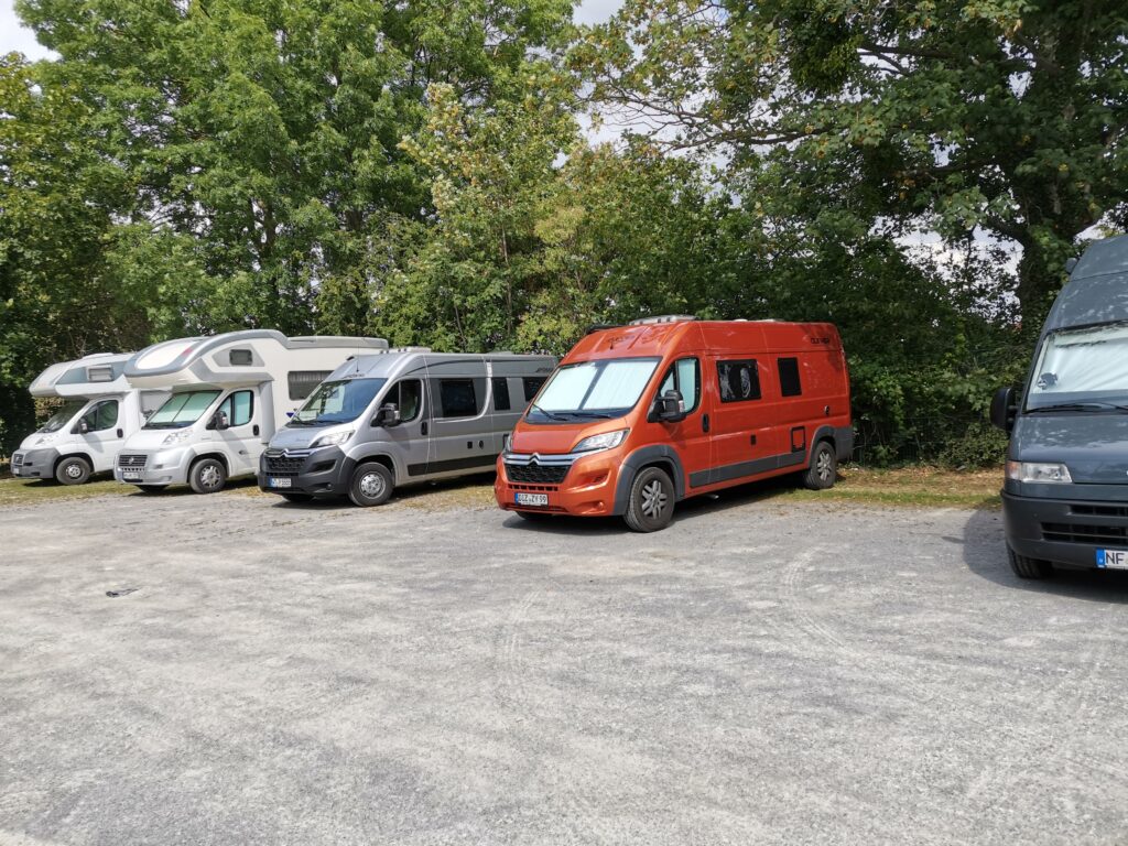 Auf dem Wohnmobilstellplatz Naumburg